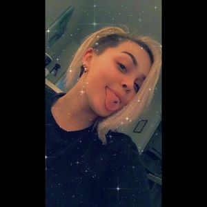 Meet your Posher, Destiny